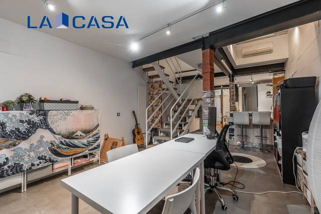 Dúplex en Venta en Calle de Martín de Vargas en Acacias