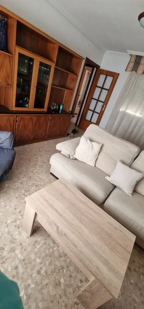 Study for rent in Ensanche - Parque del Oeste