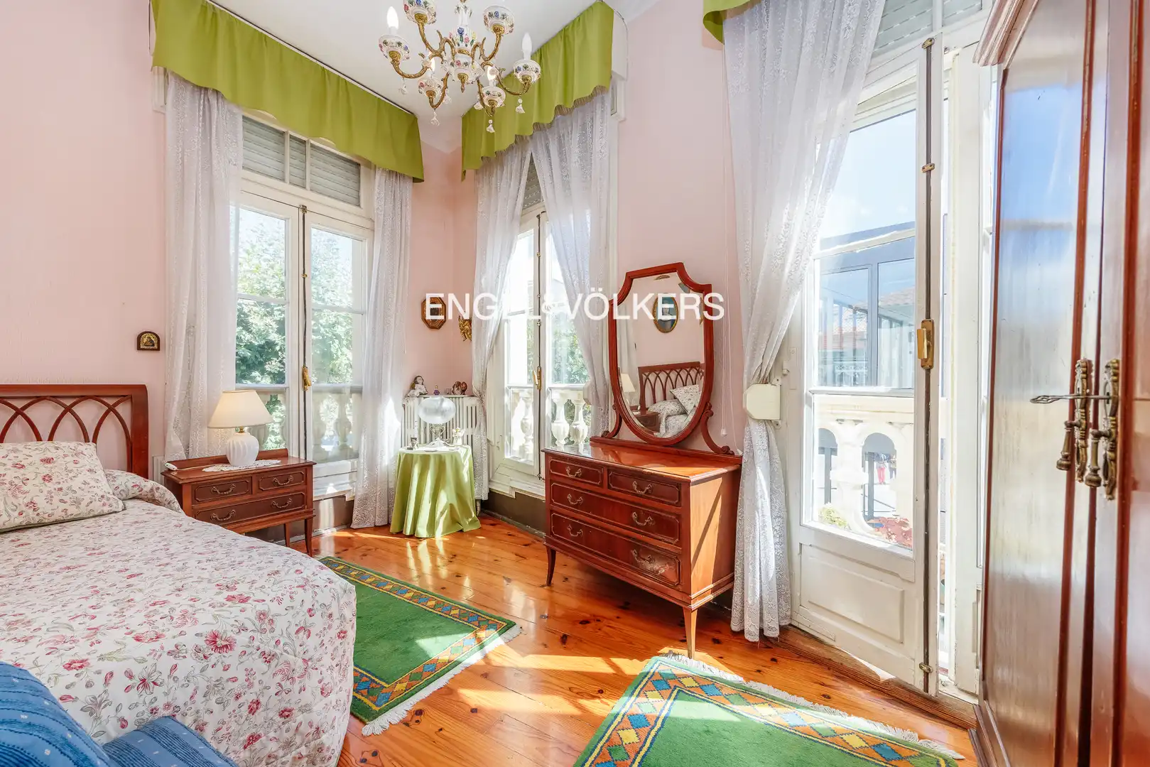 Bedroom of Houses for sale in Vigo   with Heating