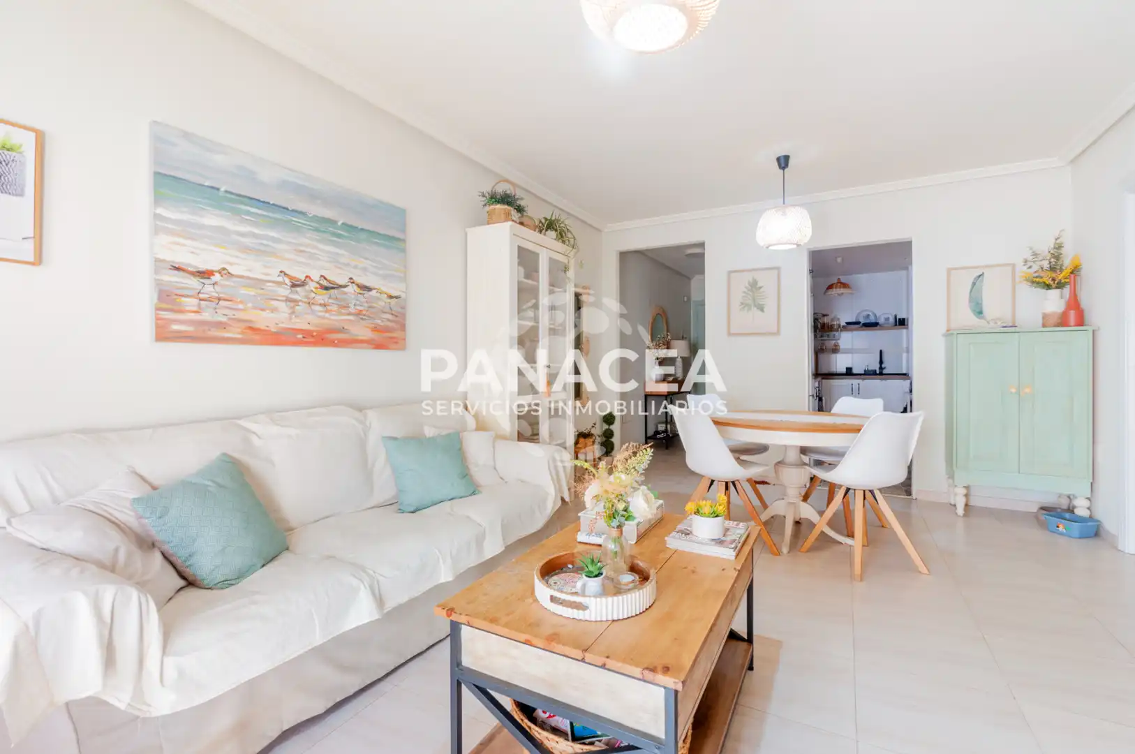 Außenansicht von Wohnung zum Verkauf in Roquetas de Mar mit Möbliert, Ofen und Mikrowelle