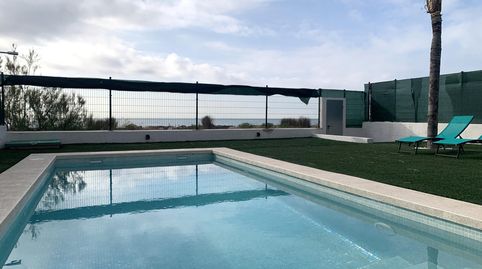 ESPECTACULAR CHALET EN PRIMERA LINEA DE PLAYA DE BURRIANA