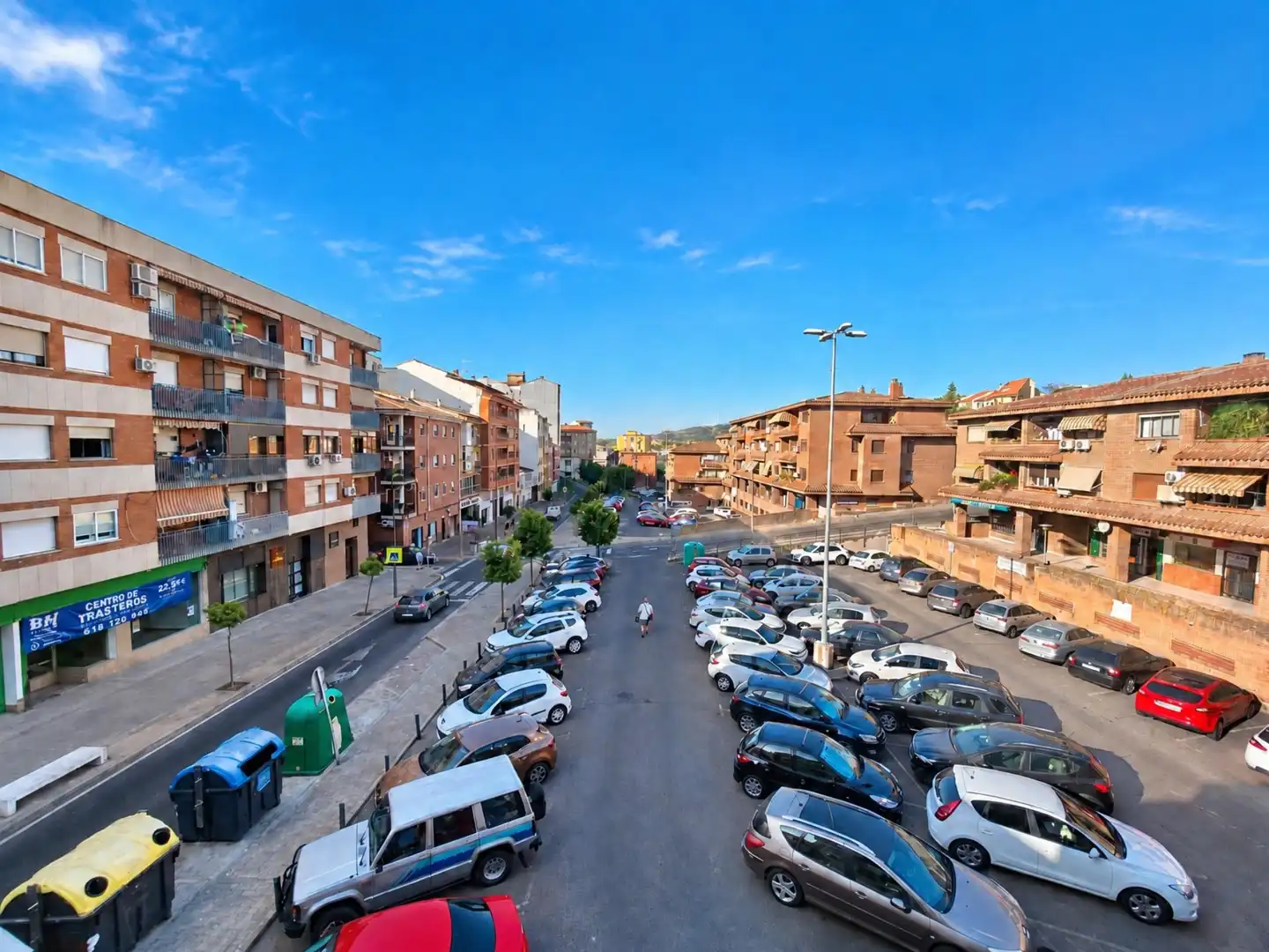 Vista exterior de Piso en venta en Los Pinos - El Pilar