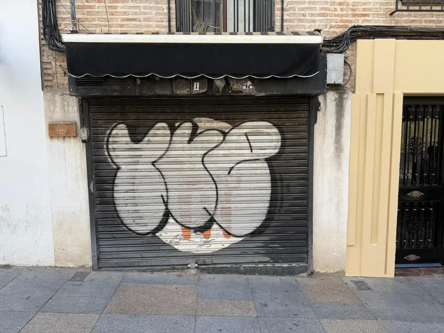 Local comercial en alquiler en Calle de Alfaros, imagen 5