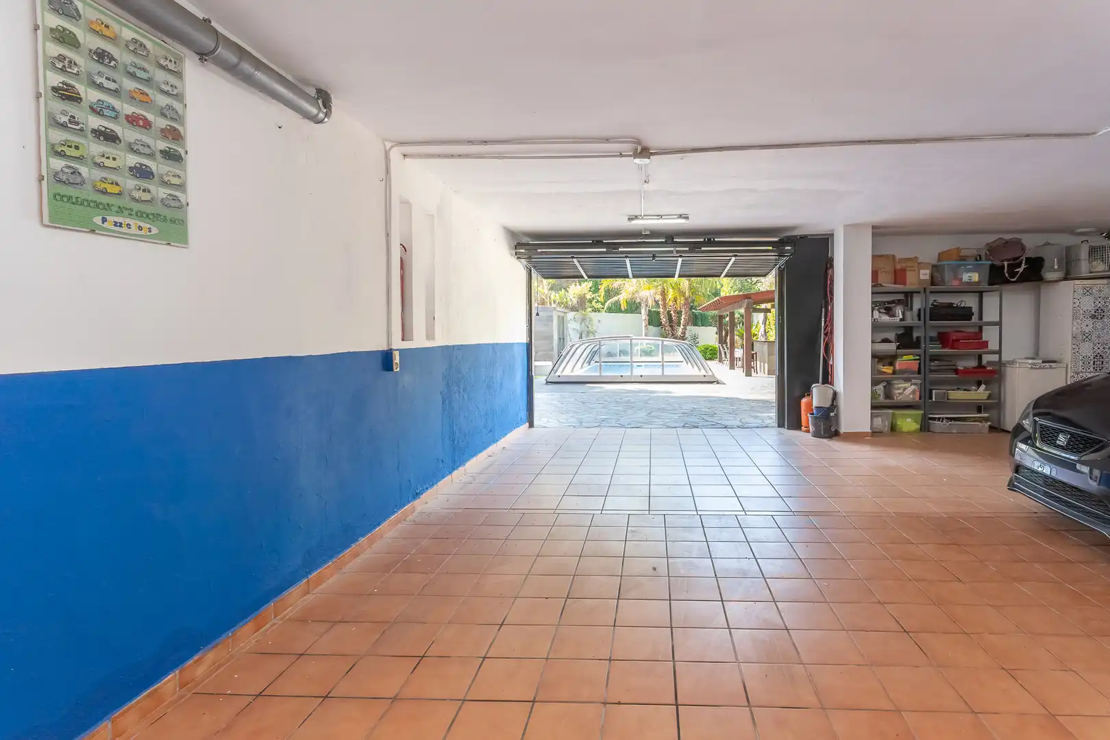 Parking de Casa o chalet en venta en Gavà con Calefacción, Piscina y Horno