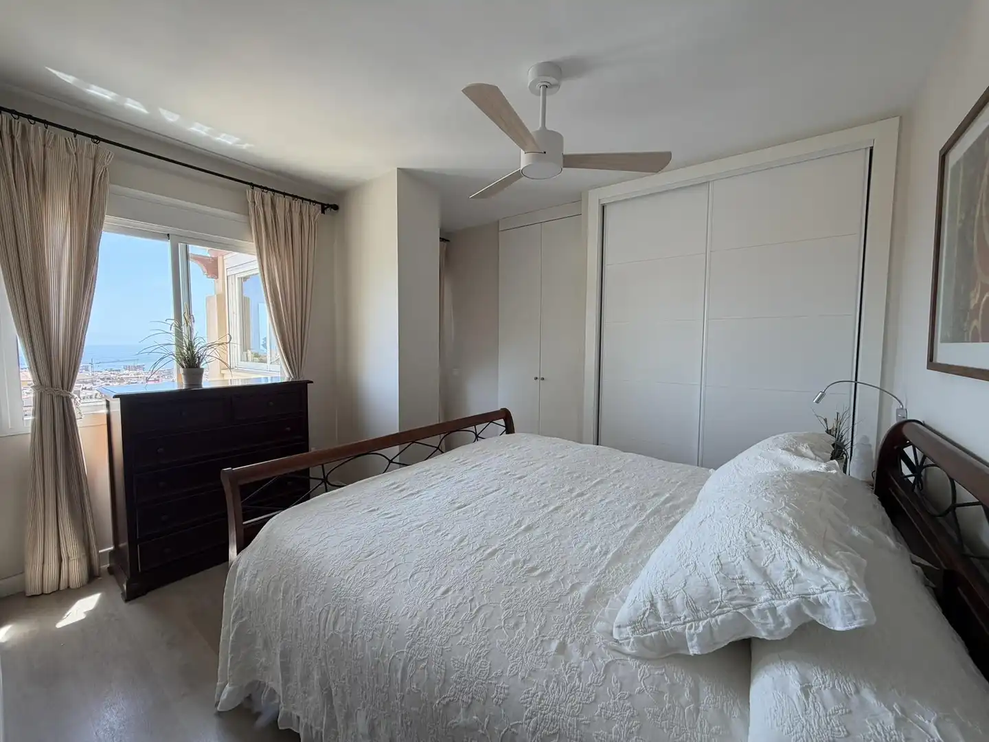 Habitación de Ático en venta en Benalmádena con Aire acondicionado, Calefacción y Jardín privado