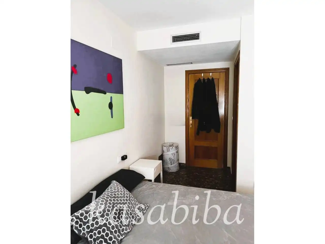 Schlafzimmer von Wohnung zur Miete in Valencia mit Klimaanlage, Heizung und Möbliert
