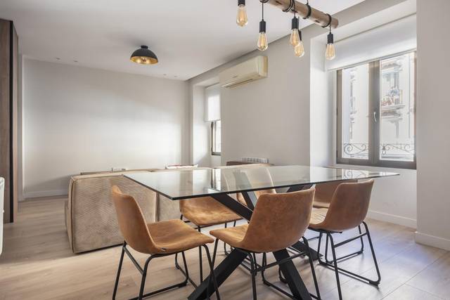 Piso en Venta en C. del Cardenal Cisneros en Trafalgar
