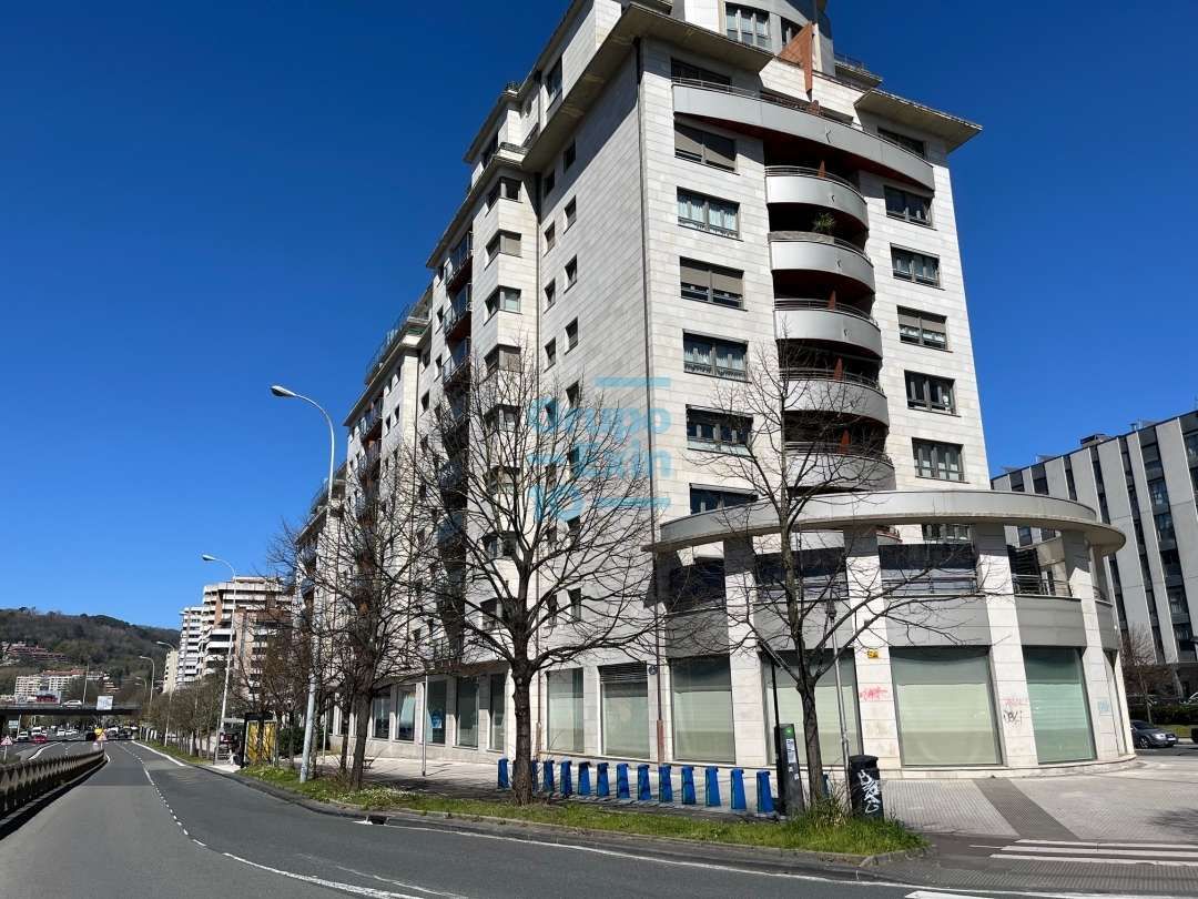 Exterior view of Premises for sale in Donostia - San Sebastián   with Air Conditioner