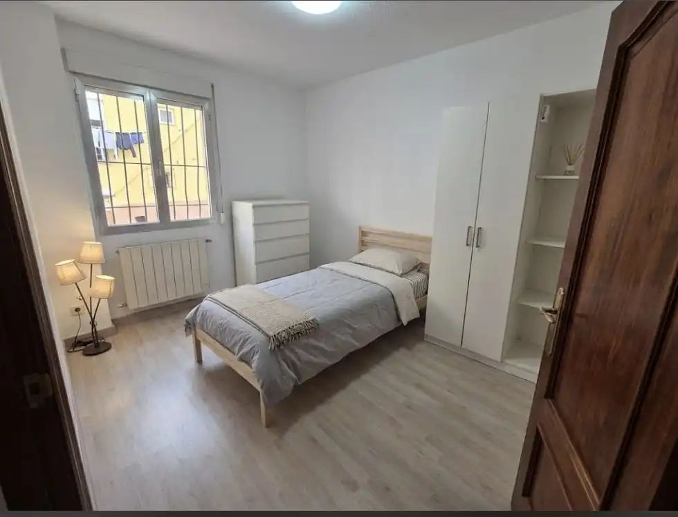 Dormitori de Pis en venda en Madrid