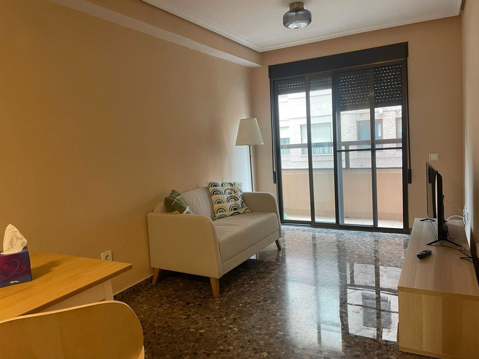 Living room of Flat to rent in  Valencia Capital  with Air Conditioner, Furnished and Oven