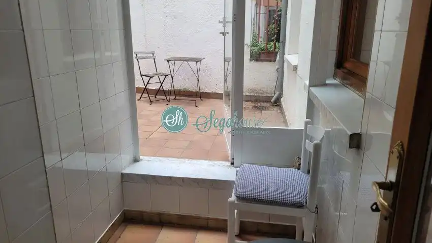 Bedroom of Flat for rent in Segovia  with Heating, Parquet flooring and Terrace