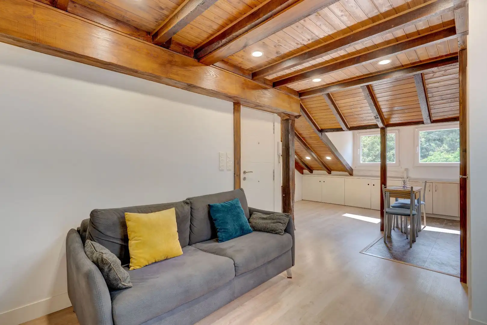 Sala de estar de Ático en venta en Errenteria con Calefacción y Amueblado
