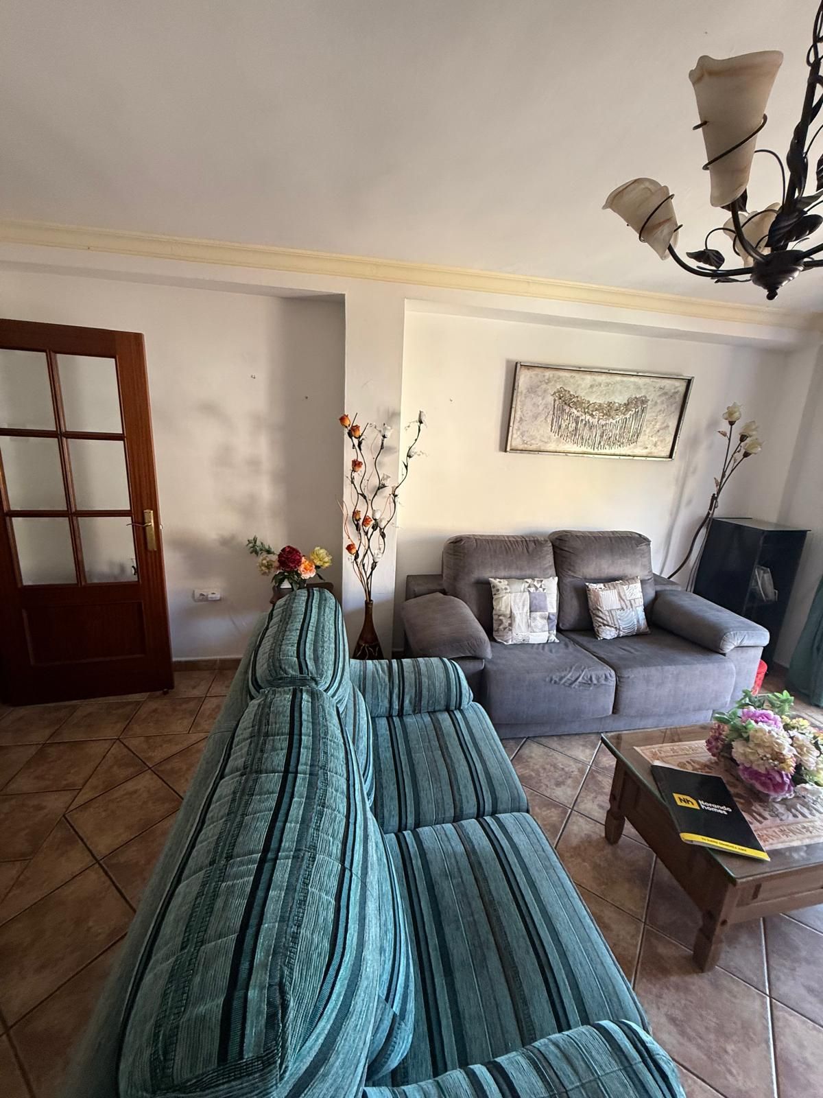 Living room of Flat for sale in Coín  with Air Conditioner, Heating and Terrace
