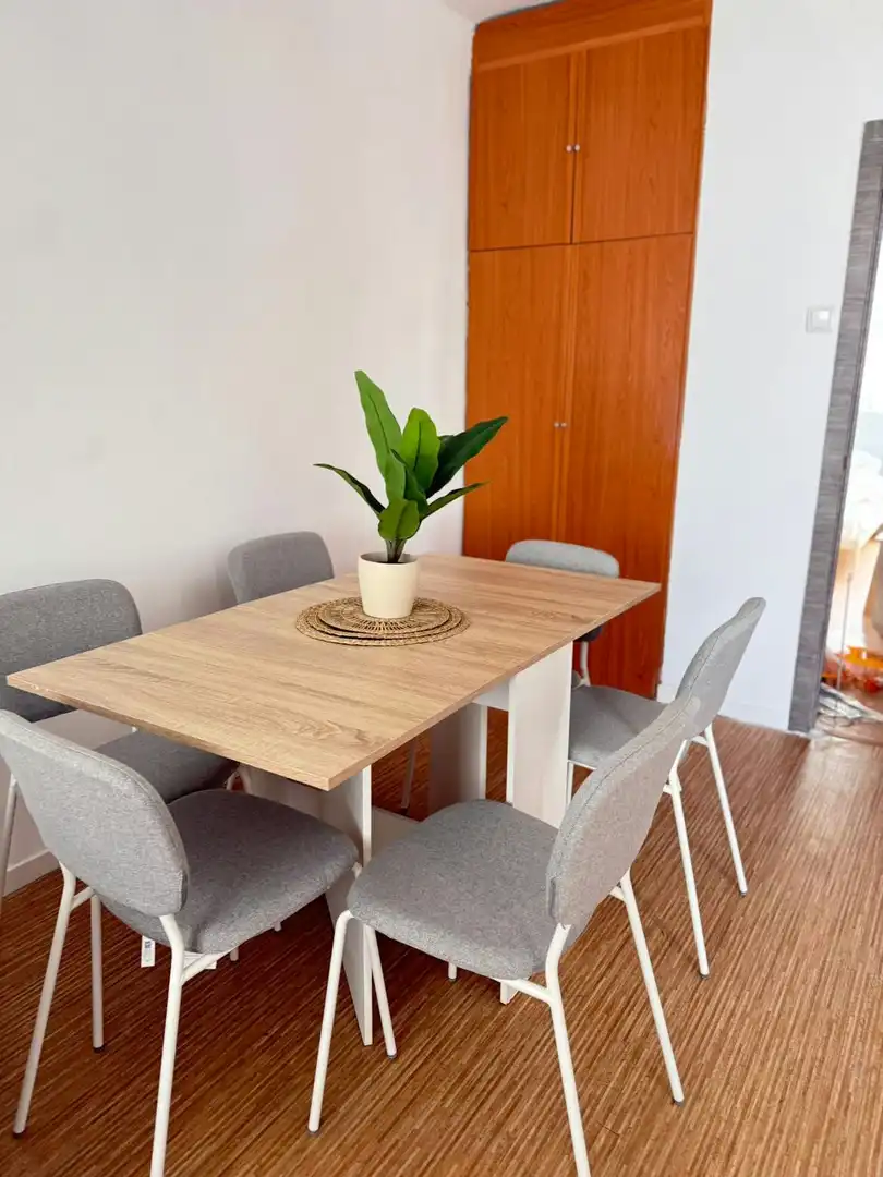 Dining room of Flat for rent in Madrid  with Air Conditioner, Heating and Furnished