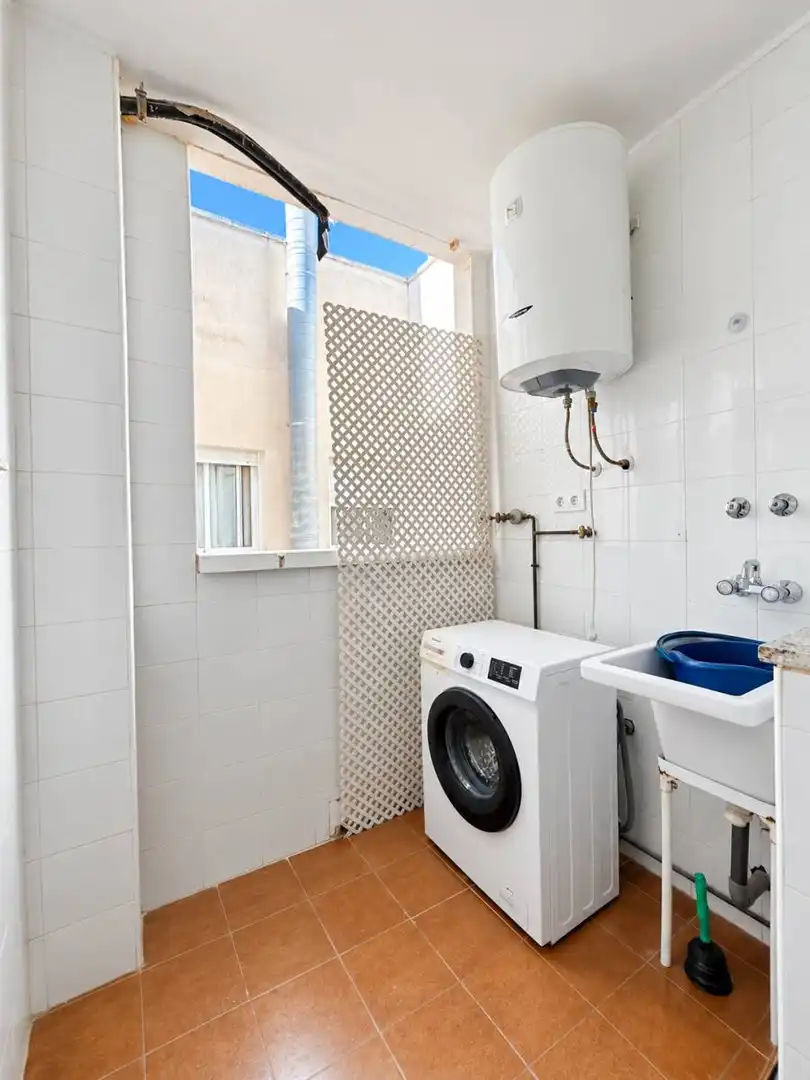 Baño de Piso en venta en Catral con Calefacción
