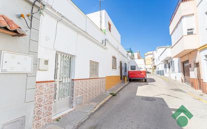 Exterior view of Single-family semi-detached for sale in Algeciras  with Terrace