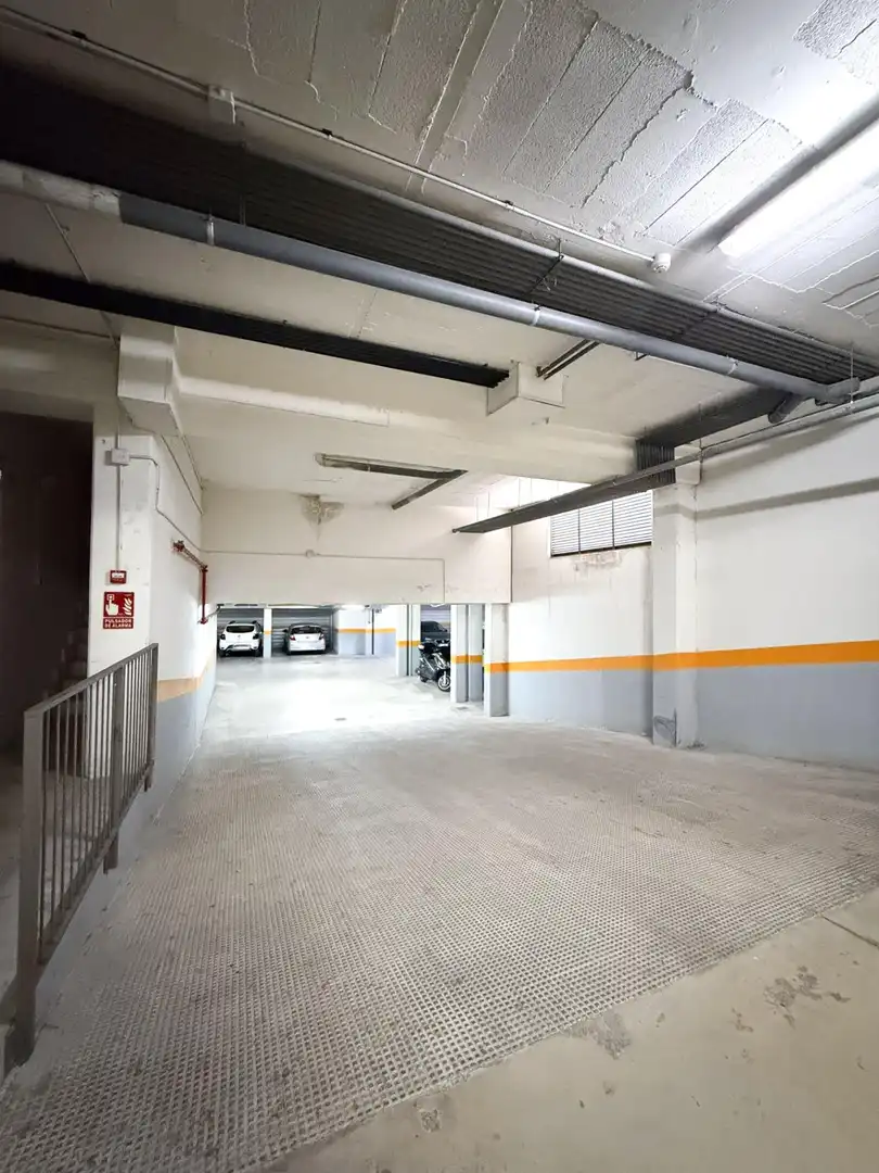 Parking of Duplexes for sale in Aspe  with Air Conditioner, Heating and Terrace