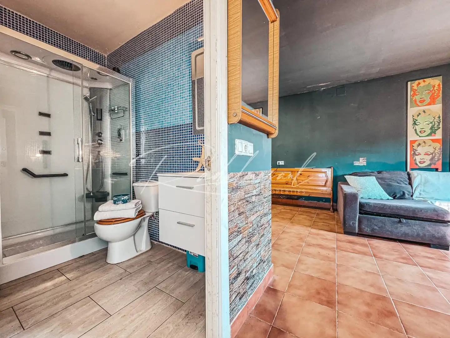 Bathroom of Houses for sale in Reus  with Air Conditioner, Swimming Pool and Furnished