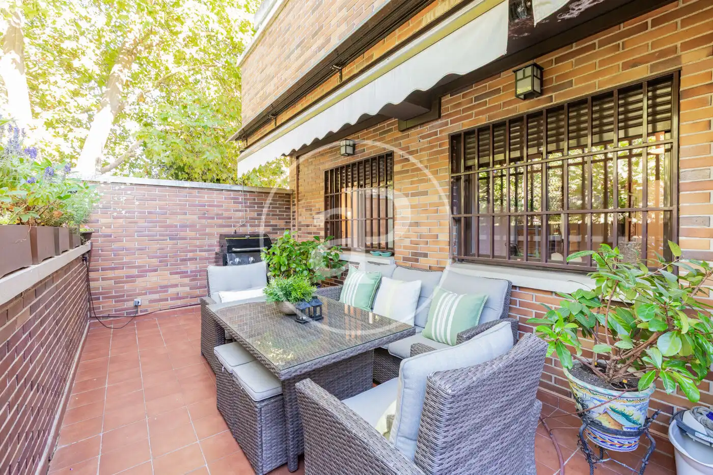 Terraza de Piso en venta en Madrid con Aire acondicionado, Calefacción y Jardín privado
