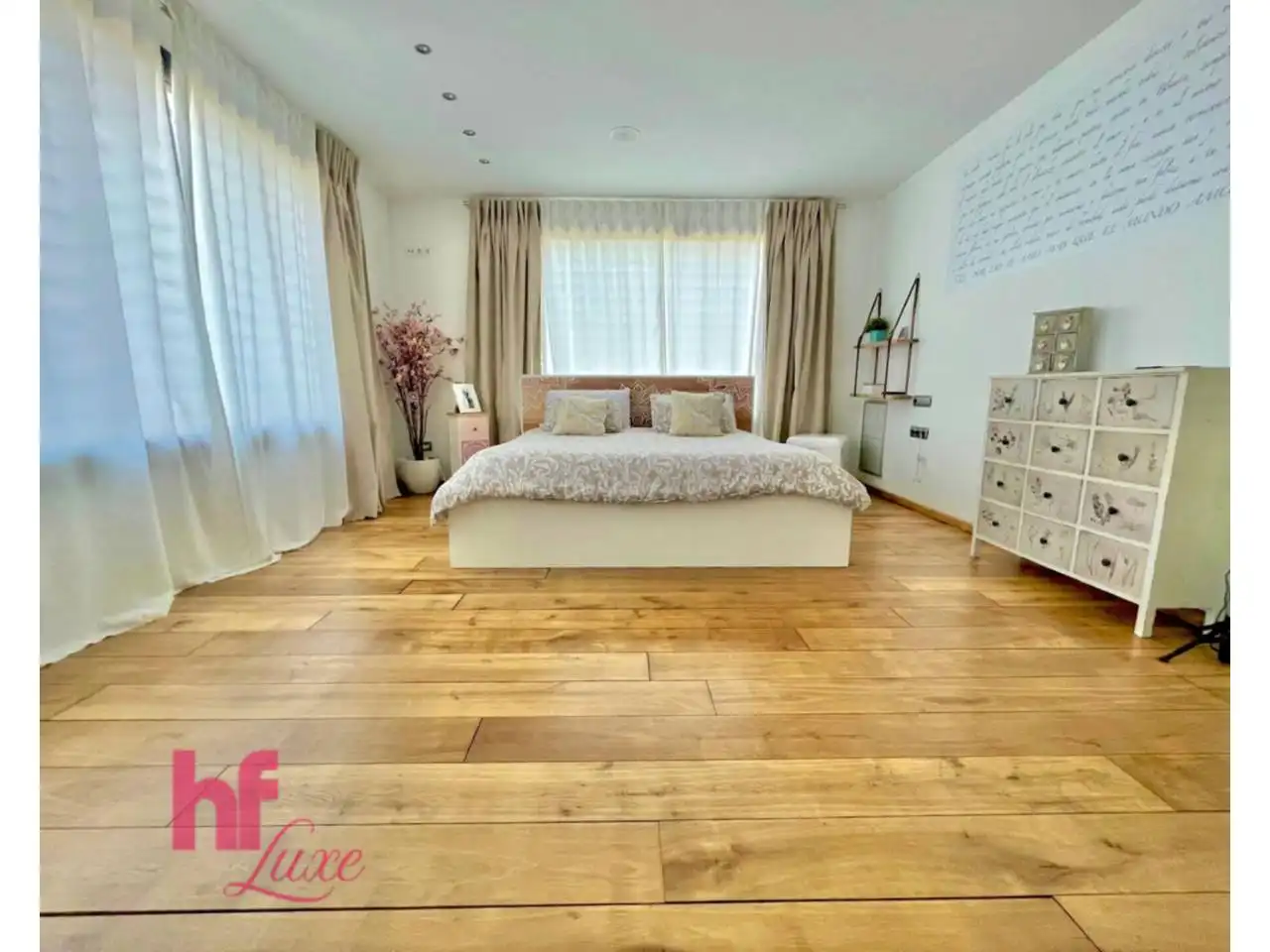 Habitación de Casa o chalet en venta en Blanes con Aire acondicionado, Calefacción y Jardín privado