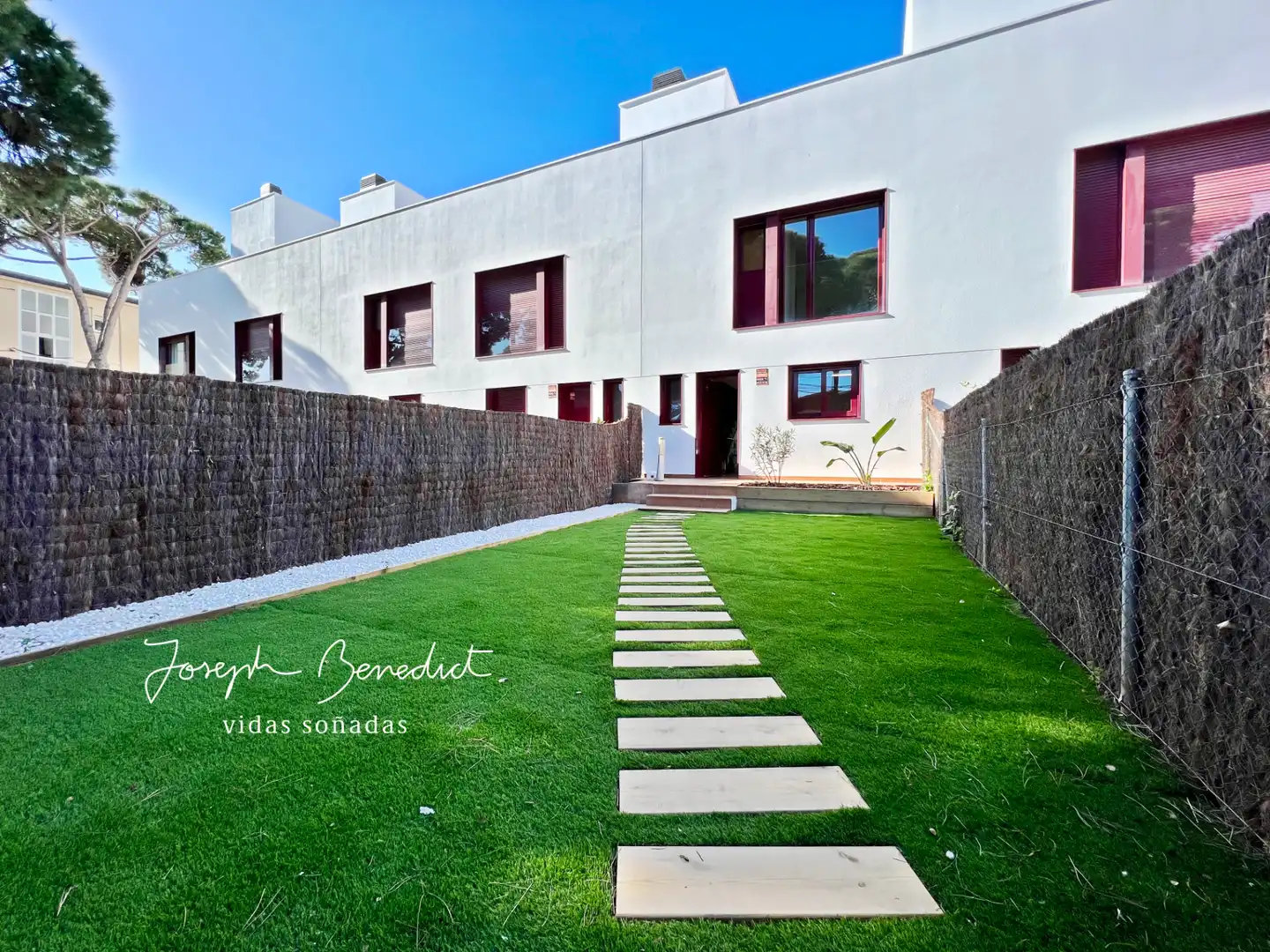 Jardí de Casa adosada en venda en Castelldefels amb Aire condicionat, Calefacció i Jardí privat
