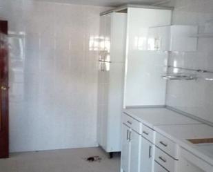 Kitchen of Flat for sale in Luceni