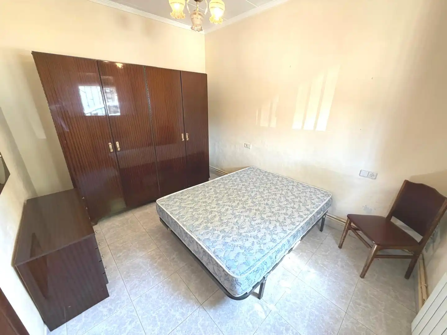 Habitación de Casa o chalet en venta en Alfarràs con Terraza, Amueblado y Balcón