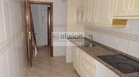 Foto 3 de Piso en venta en Calle Albahaca (rosas), Las Rosas, Arona