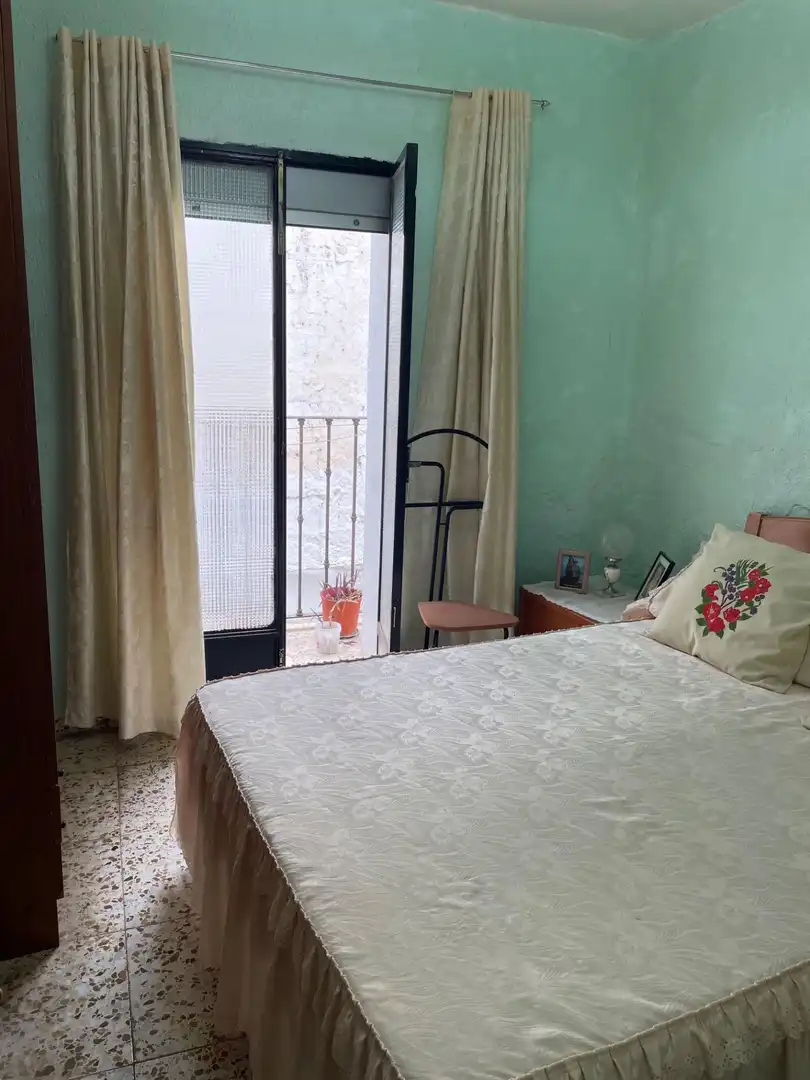 Habitación de Casa o chalet en venta en Calles con Amueblado