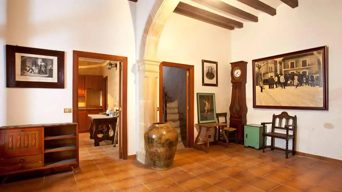 Einfamilien-Reihenhaus zum Verkauf in Pollença mit Heizung, Terrasse und Abstellraum