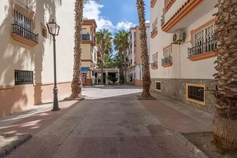 Appartamento con ascensore in vendita a Calle ENRIQUE PAREJA, imagen 21