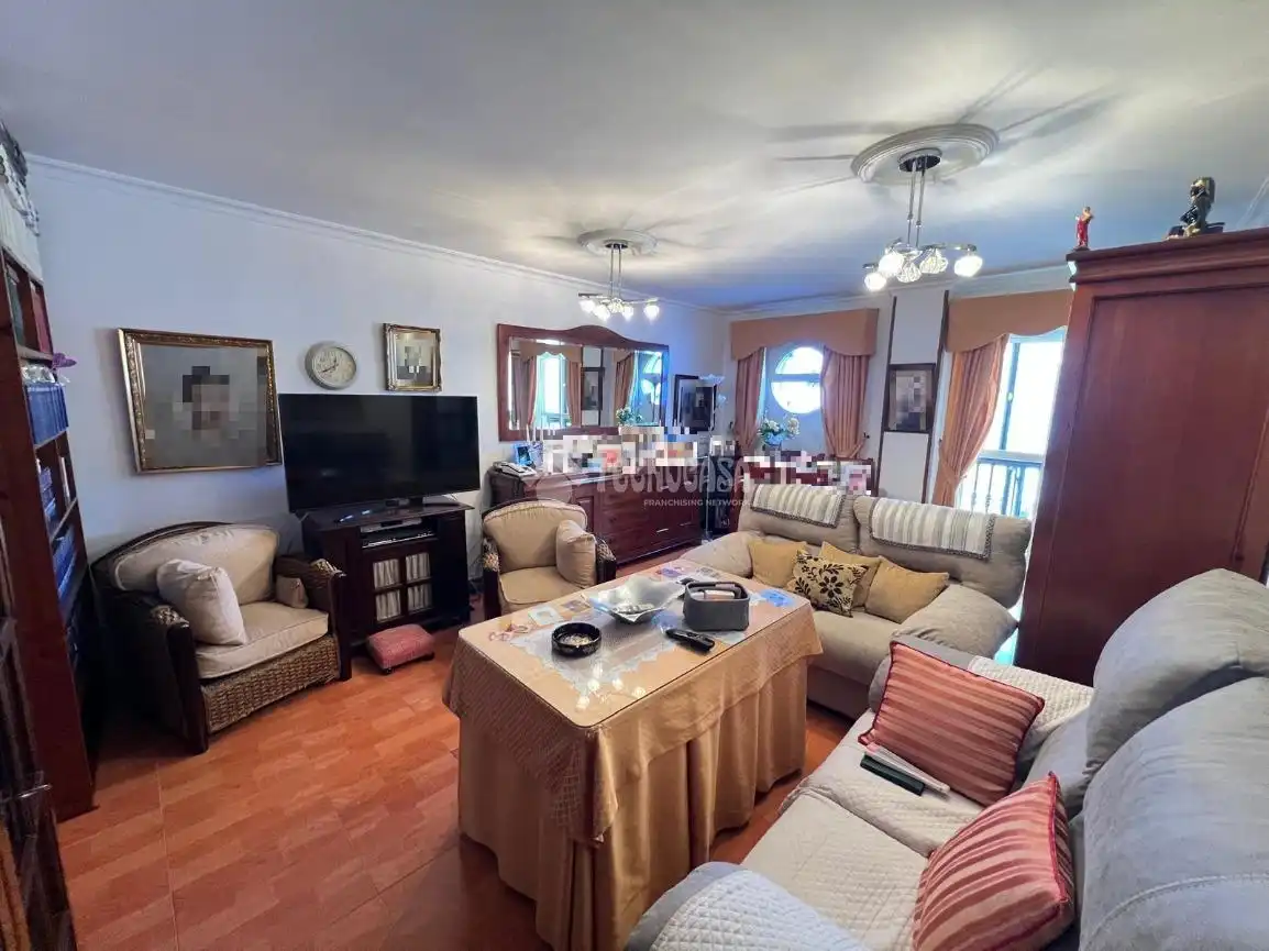 Living room of Flat for sale in Dos Hermanas  with Air Conditioner