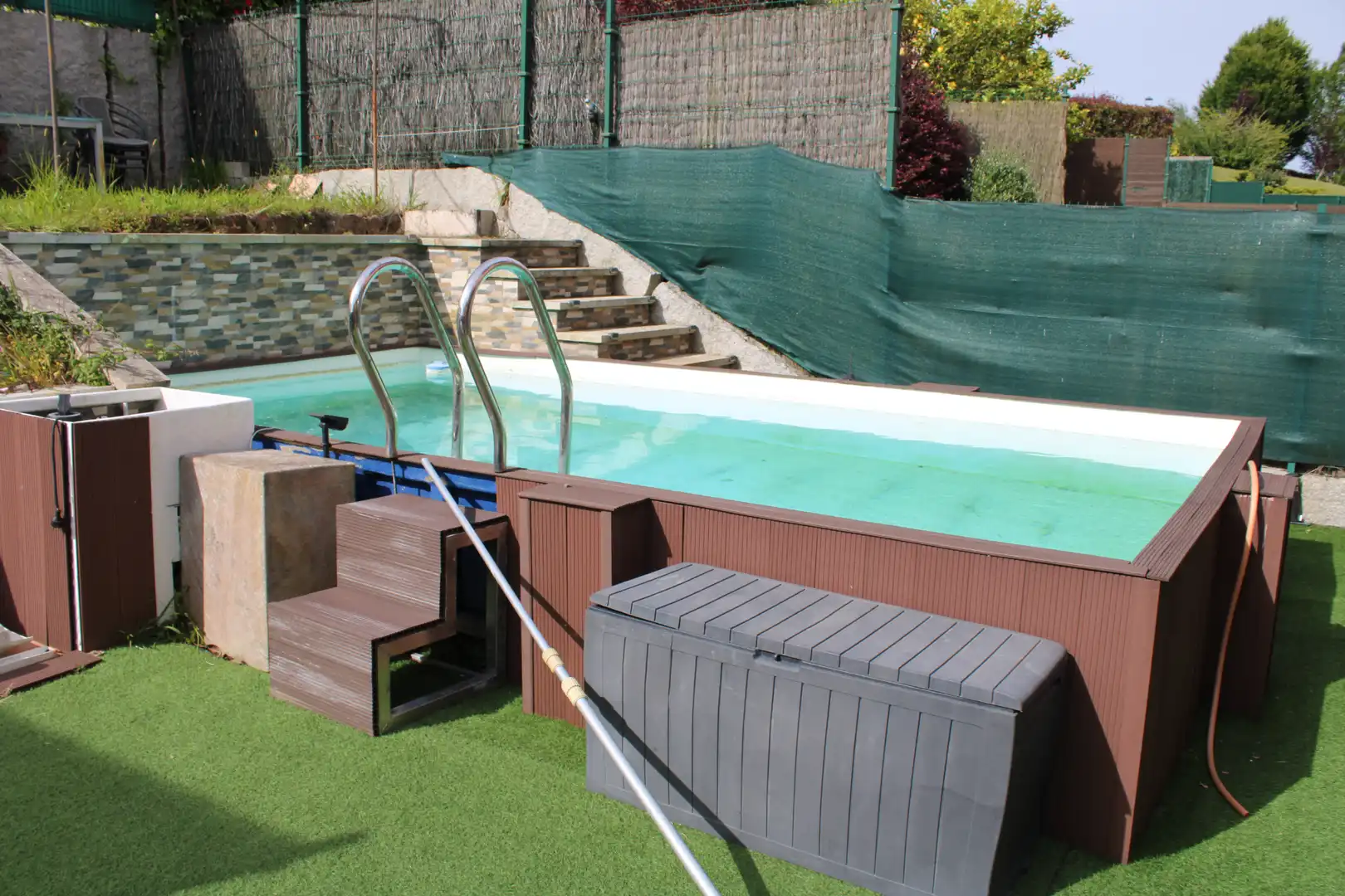 Piscina de Casa adosada en venta en Miño con Calefacción, Jardín privado y Piscina