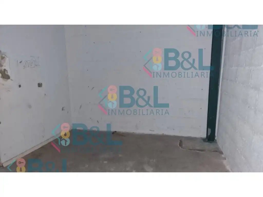 Nave industrial en venta en Huelva