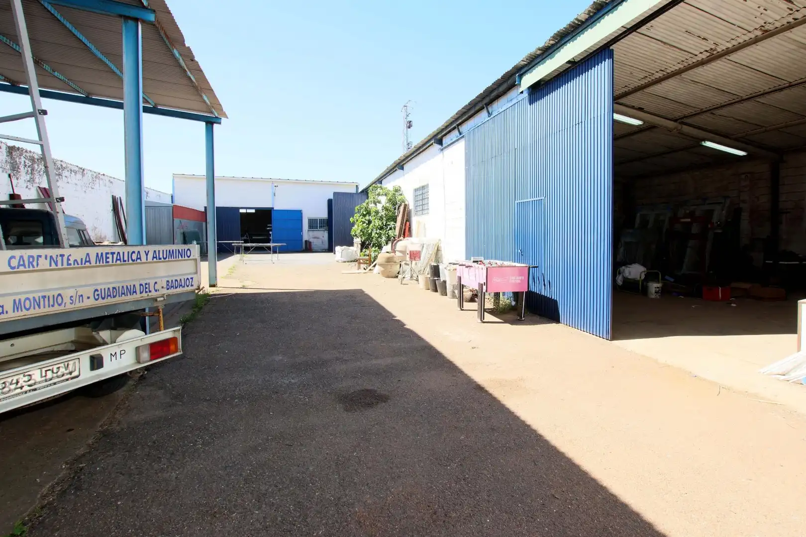 Fabrikhallen zum Verkauf in Guadiana