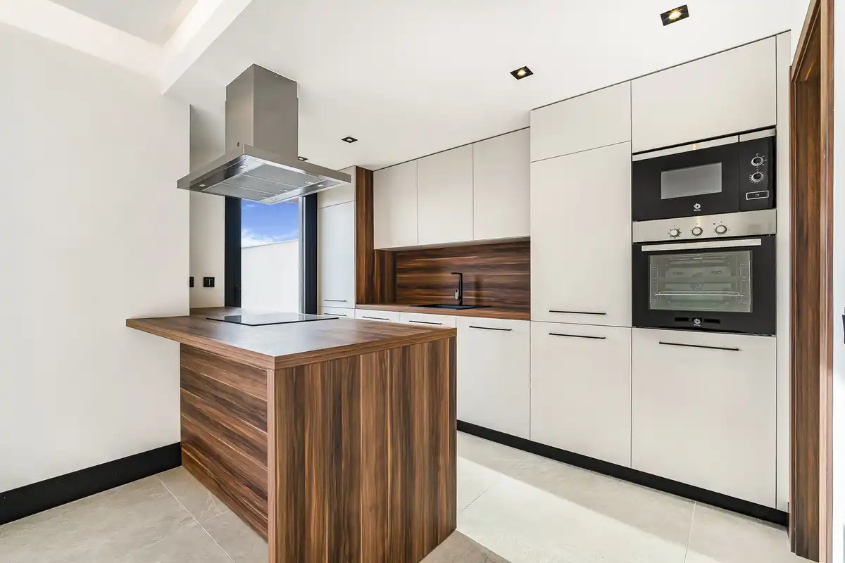 Cocina de Dúplex de alquiler en Marbella con Aire acondicionado, Terraza y Se aceptan mascotas