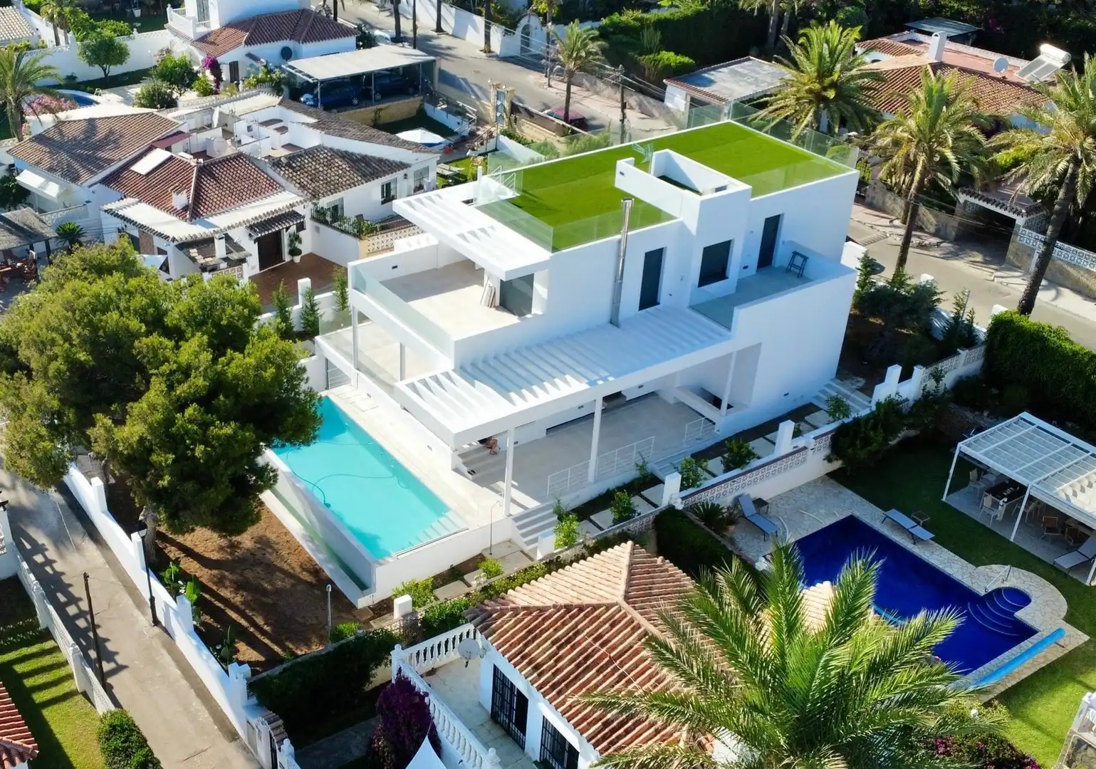 Villa mit Pool zum Verkauf in Elviria - Cabopino, imagen 3