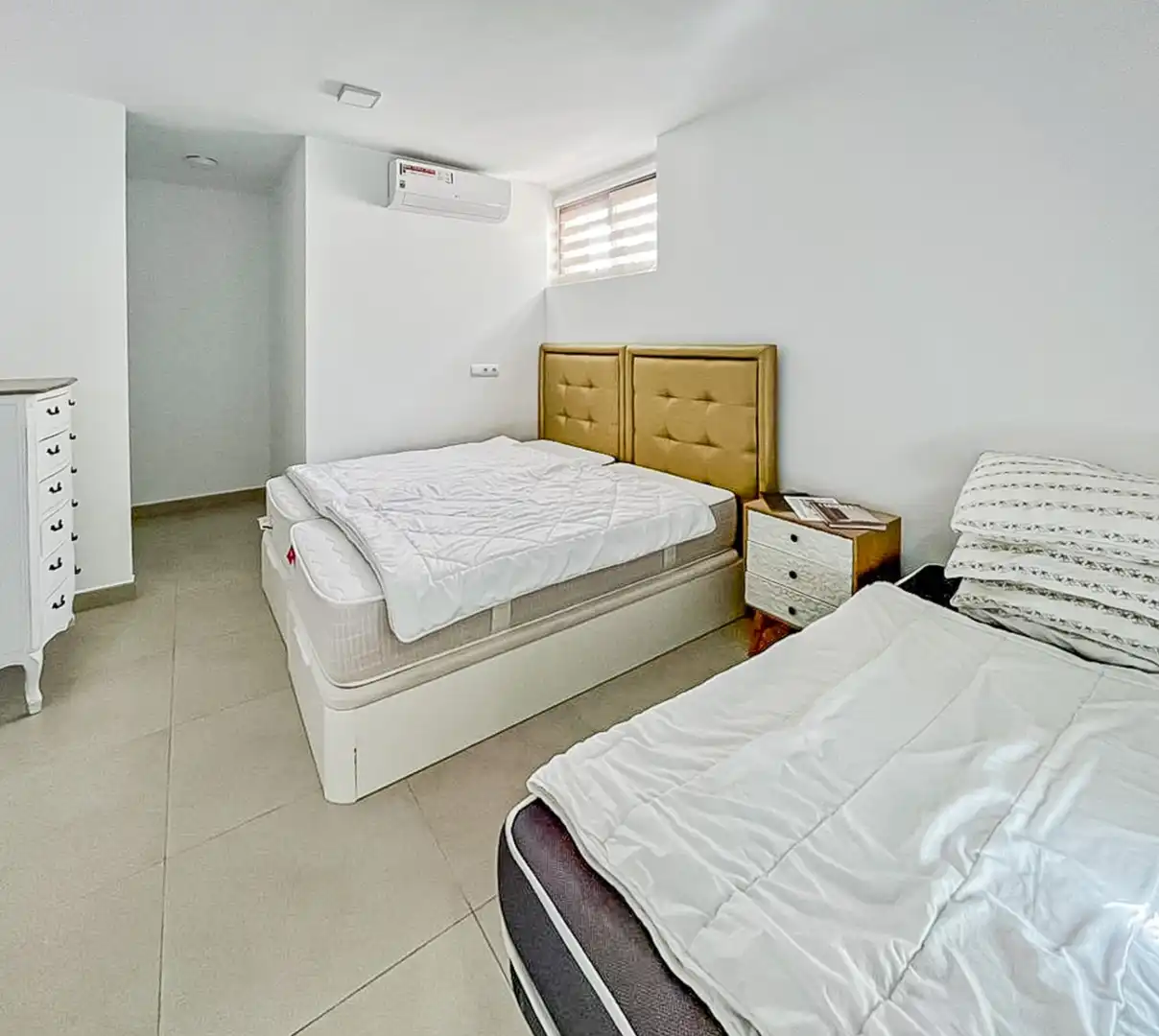 Dormitori de Casa o xalet en venda en Montebello - Nou Espai