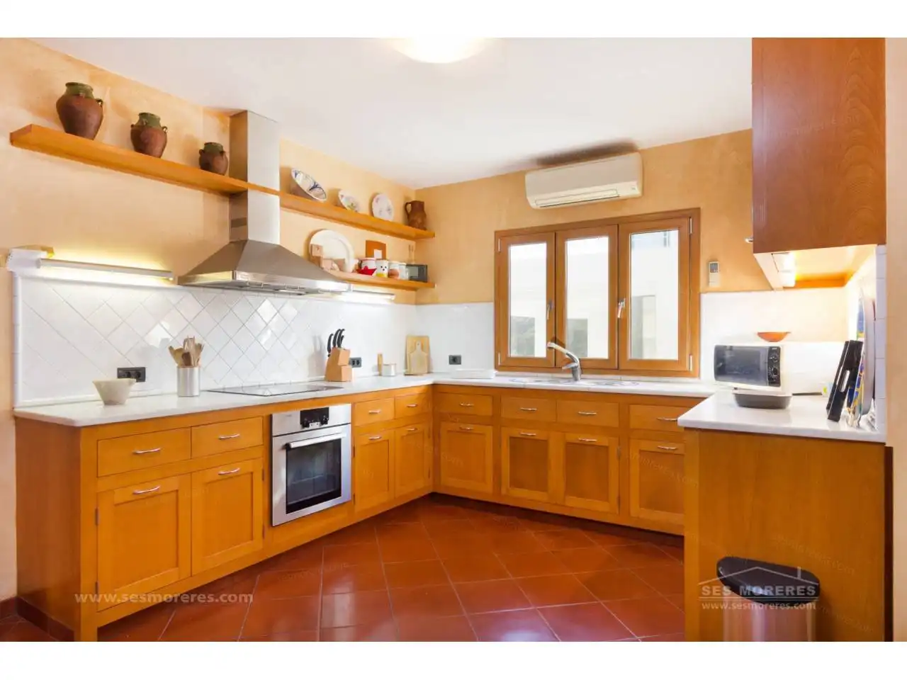 Chalet con piscina en venta en Cala en Blanes, imagen 8