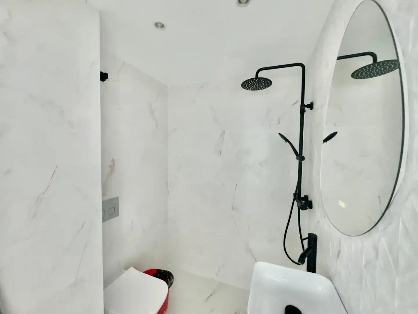 Baño de Piso en venta en Marbella con Aire acondicionado