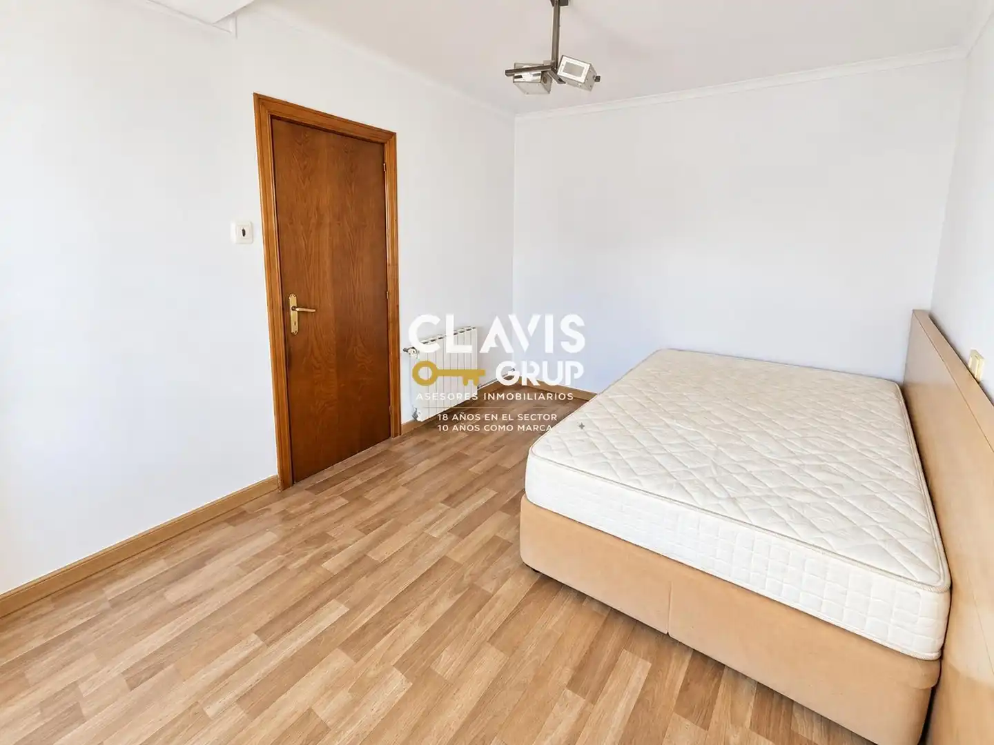 Piso con ascensor en venta en Nou Barris, imagen 5
