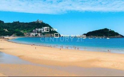 Vista exterior de Casa o xalet en venda en Donostia - San Sebastián  amb Terrassa