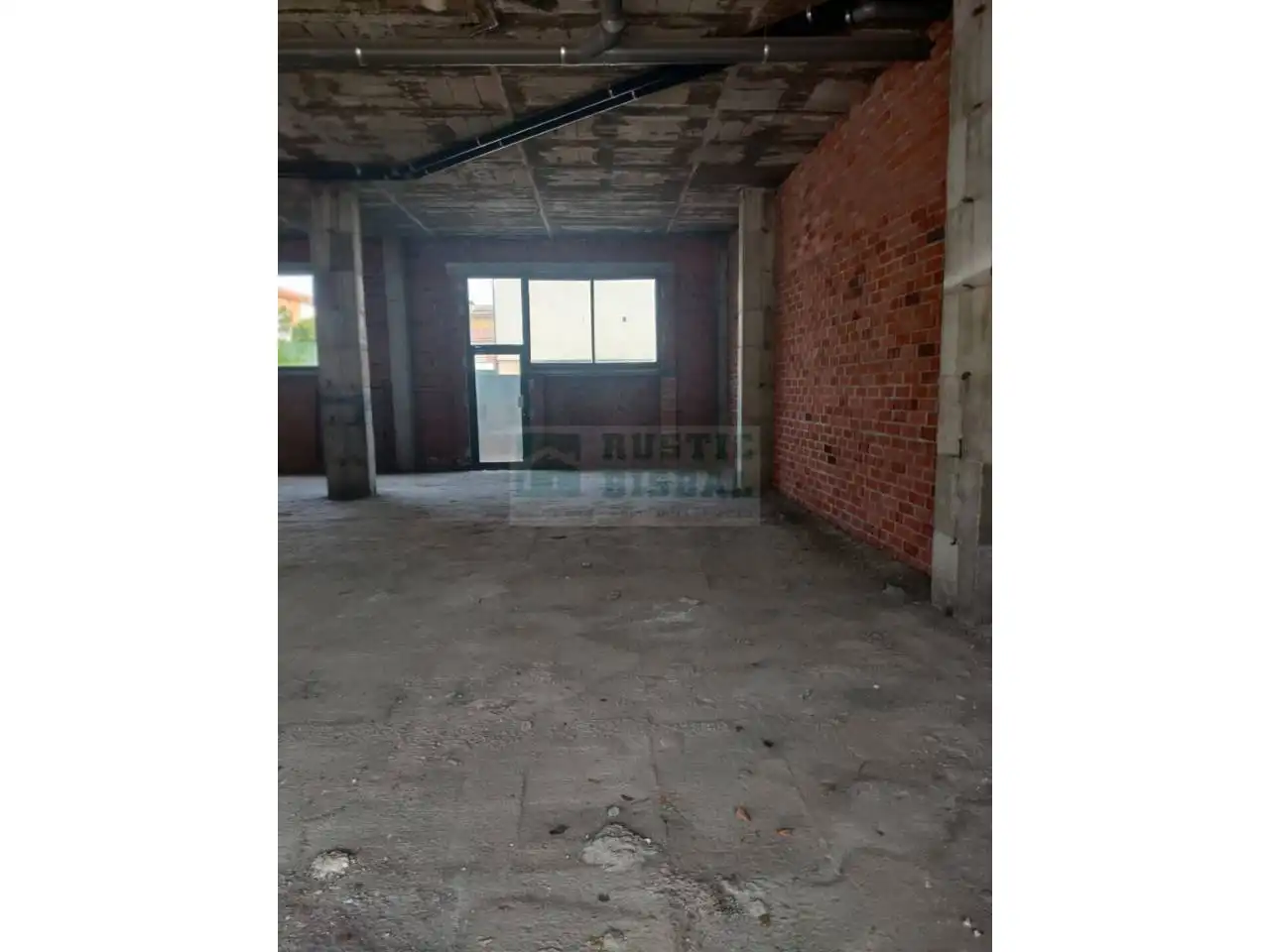 Local comercial de lloguer a La Bisbal d'Empordà, imagen 6