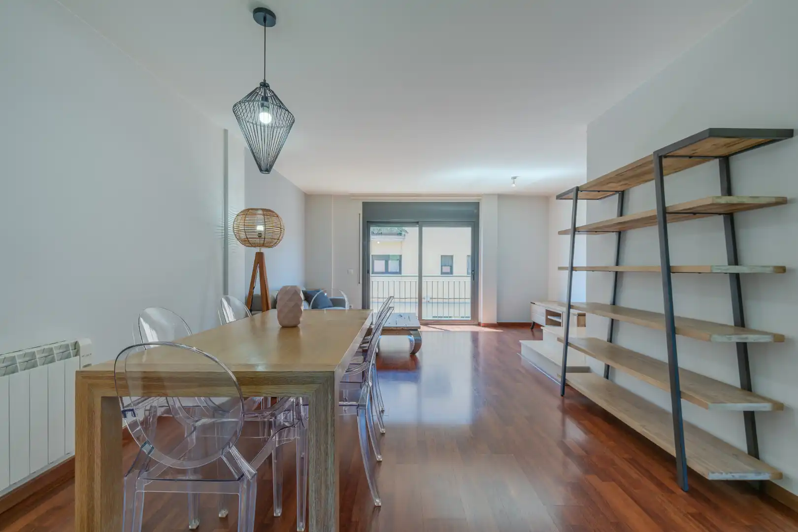Wohnzimmer von Einfamilien-Reihenhaus zum Verkauf in Vidreres mit Heizung, Möbliert und Ofen