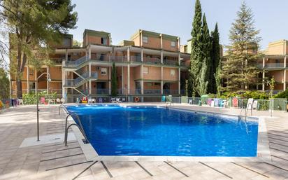 Piscina de Dúplex en venda en Albolote amb Aire condicionat, Terrassa i Balcó