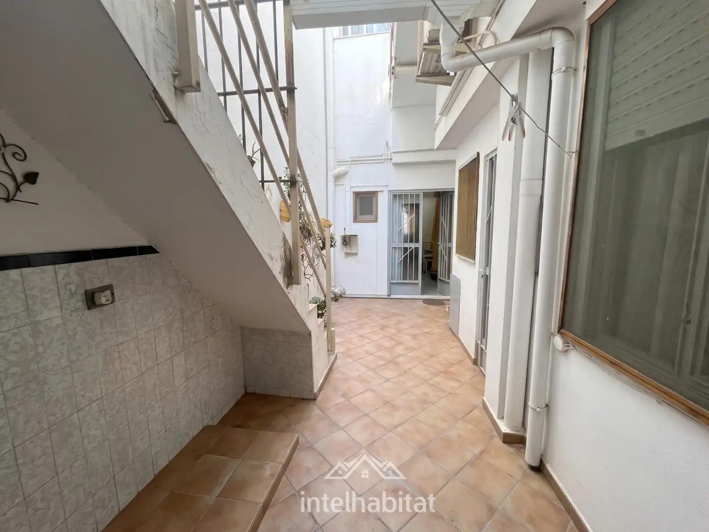 Casa o xalet en venda en Benifaió amb Calefacció, Terrassa i Moblat