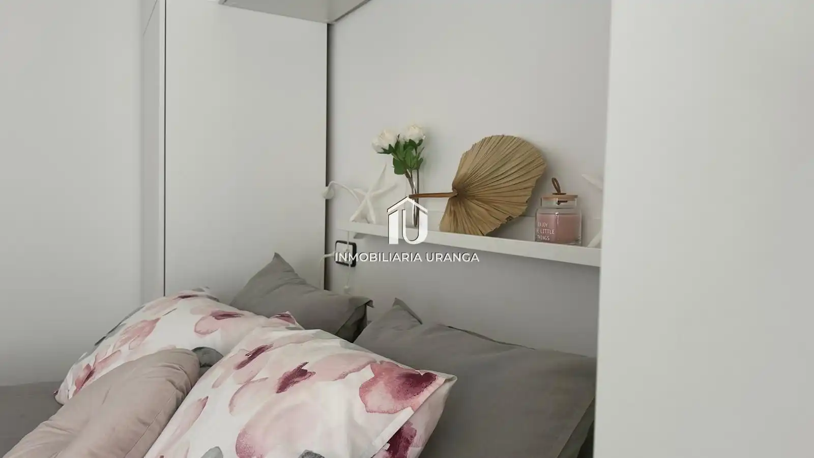 Schlafzimmer von Wohnung zum Verkauf in Laredo mit Heizung, Terrasse und Möbliert