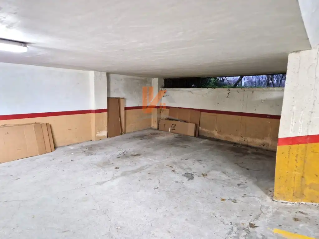 Garatge de lloguer en Campus Norte - San Caetano