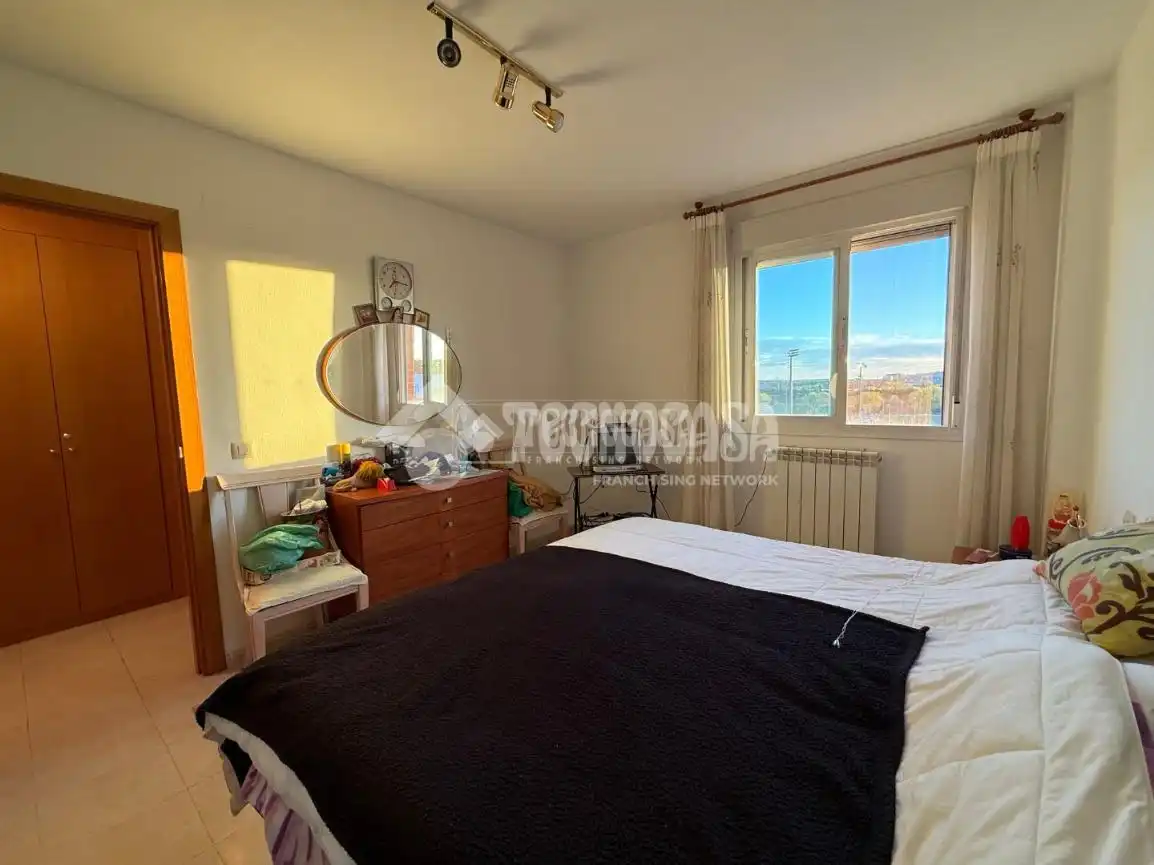 Bedroom of Flat for sale in Coslada  with Air Conditioner, Heating and Storage room