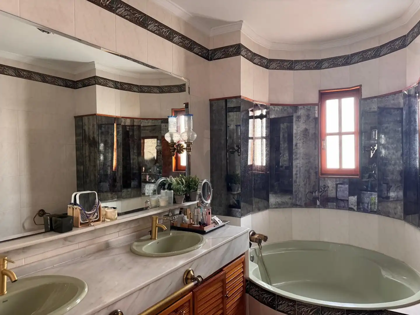 Bathroom of Houses for sale in Roquetas de Mar  with Air Conditioner, Heating and Private garden